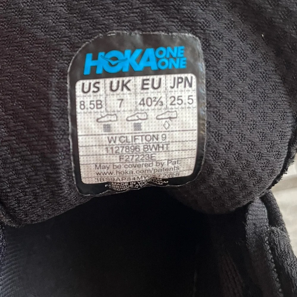 Hoka Clifton 9 - size 8.5 - Picture 6 of 7